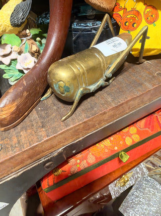 Vintage Brass Grasshopper Figurine / Paperweight – Movable Back Legs