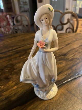 Woman in White Dress Porcelain Figurine w/Flowers