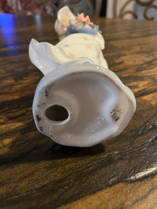 Vintage Porcelain Lady In Wind With Flowers