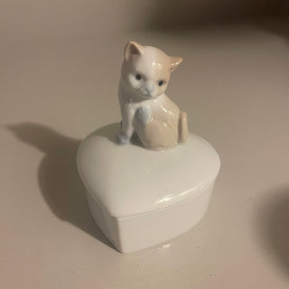 Vtg Otagiri Cat Heart Trinket Box--SP
