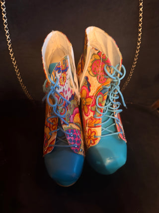 Bumper Lueza O2 Floral Print Platform Bootie Size 8