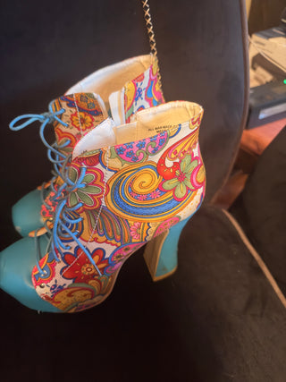 Bumper Lueza O2 Floral Print Platform Bootie Size 8