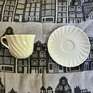 Wedgwood Bone China Candlelight Flat Cup and Saucer Set (2 pieces)