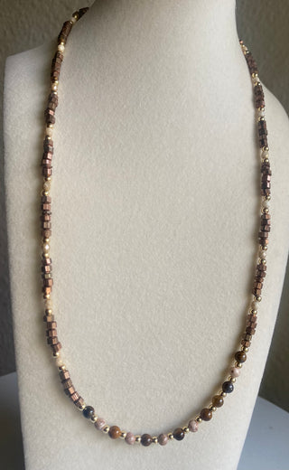 Wood brown/beige/gold  beaded necklace