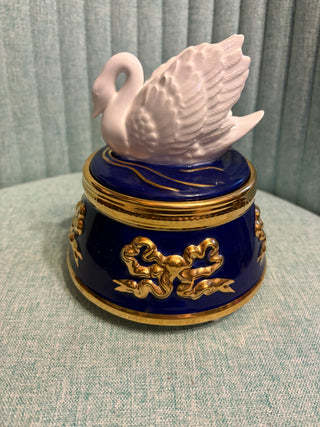 Teleflora Porcelain Swan Music Trinket Box