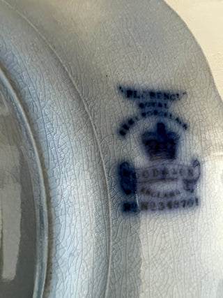 Antique blue flow plate