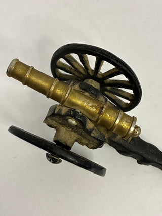 Miniature Cast Iron & Brass Civil War Field Cannon