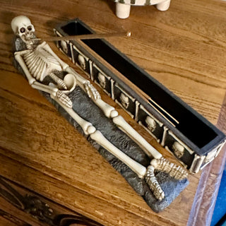Skeleton Tomb Incense Holder/Burner