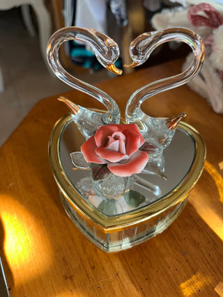 Heart Shaped Glass Swan Music Box RSV