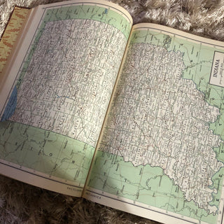 Encyclopedia Britannica 24