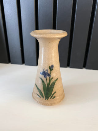 Vintage bud vase pottery