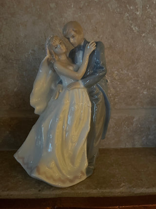 Porcelain Collectable Bride and Groom Figurine RSV