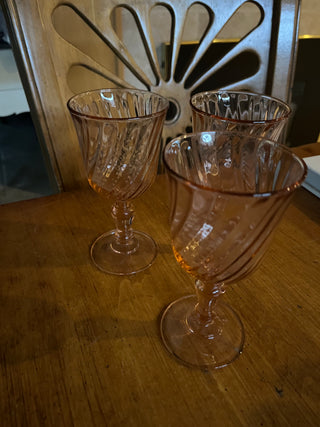 Vintage Pink Swirl Depression  Wine Glass RSV