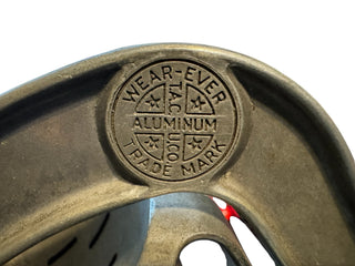 VTG WEAR-EVER Cast Aluminum Juicer