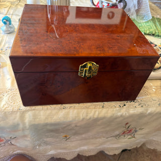 Beautiful Cherry Burl Wood Memory box with new kit  VV