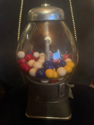 Silver Gum ball machine and original key VV