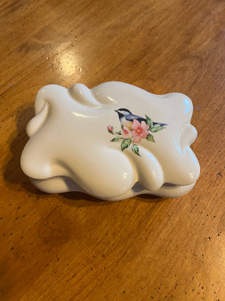 Porcelain Covered Bird Designed Lidded Trinket Box RSV