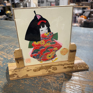 5.5" Oshie Fiber Art, Girl/Japan, w/ Stand - SP