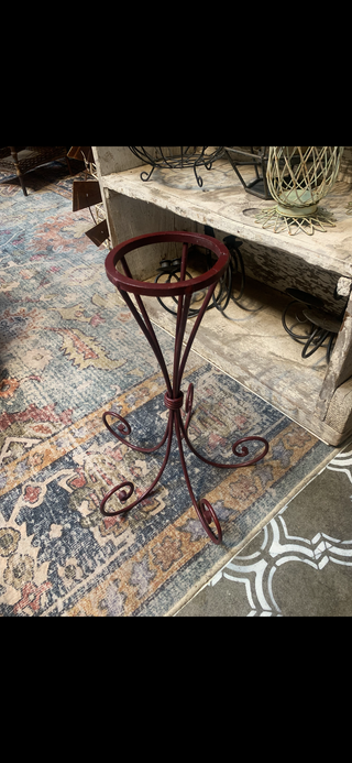Metal plant stand