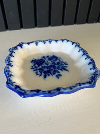 Blue and white transferware vintage dish