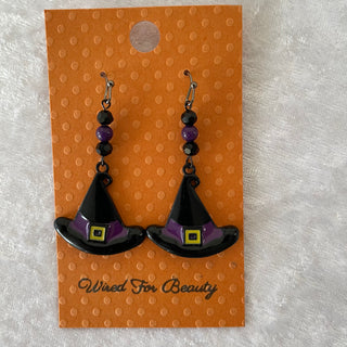 Halloween earrings, purple & black witch hats