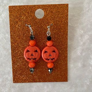 Halloween earrings, pumpkins w/ black & orange beads