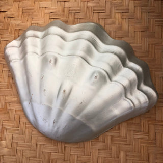 Cream Shell Dish