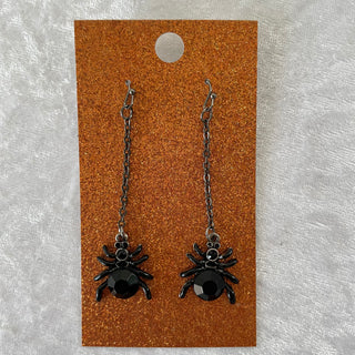 Halloween earrings, black spiders on chains