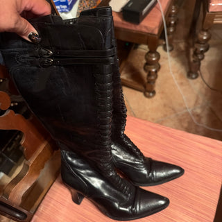 Via Spiga Dacia Black Leather Boots Pointed Toe Knee High Size 7M