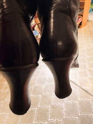 Via Spiga Dacia Black Leather Boots Pointed Toe Knee High Size 7M