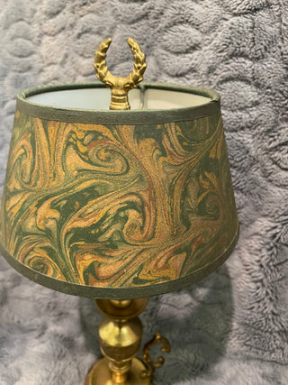 Vintage Brass Hollywood Regency Table Lamp with Marbled Shade