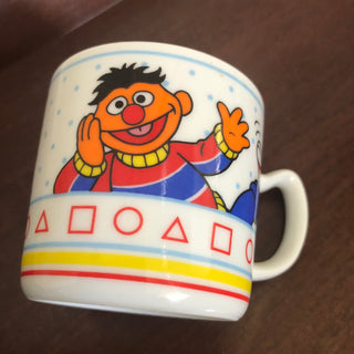 Vtg Bert & Ernie Sesame Street Mug