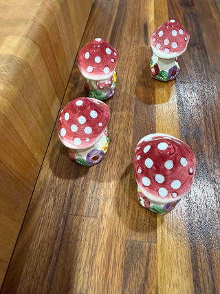 VTG 1999 Merc Asia Mushroom Napkin Rings Holders
