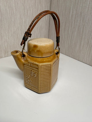 Vintage Japanese Ceramic Trainware Teapot Set – Hexagonal Pagoda Design with Woven Bamboo Handle & Matching Tea Cup Lid