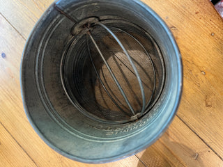 Simmons Sterling Vintage Sifter