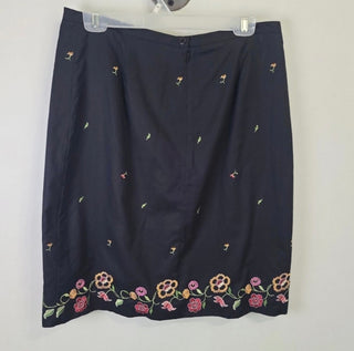 Casual Corner Annex Black Embroidered Floral Cotton Skirt