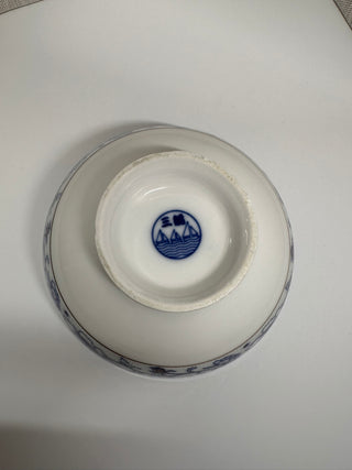 Vintage Japanese Porcelain Bowl, Blue & White Floral Peony Motif, San船/Mifune Sailboat Mark