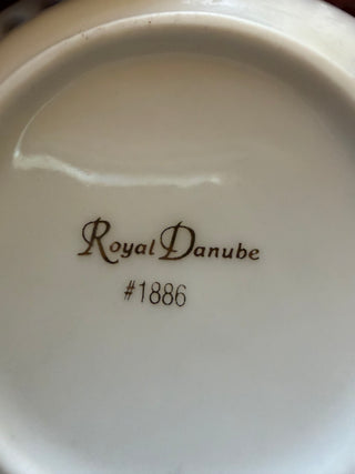 Royal Danube 1886 ring holder VV