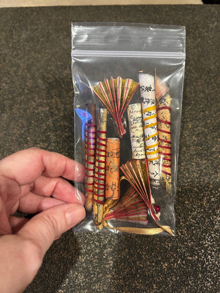 BroadRoom paper beads