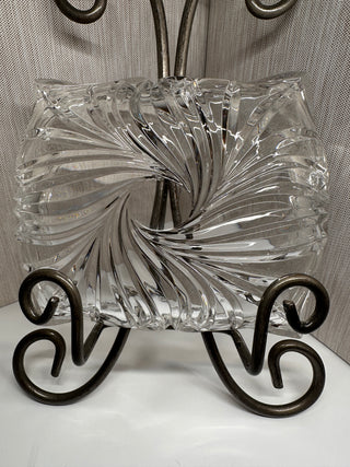 Mikasa Crystal Flores Bowl 8" Swirl Four Leaf Clover Pattern Made in Germany