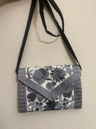 Embroidered white and gray flower purse