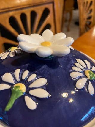 Oneida Spring Daisy  Cookie or Flour Canister (As Is)