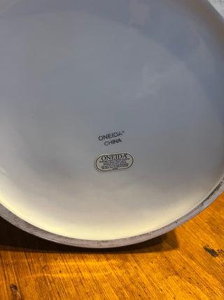 Oneida Spring Daisy  Cookie or Flour Canister (As Is)