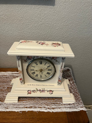 Clock with transfers
