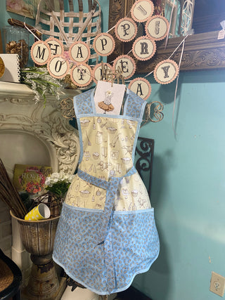 Laundry Print Apron w/Pocket