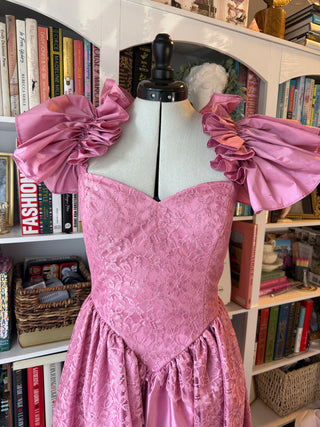 Vintage Pink Lace Party Dress – Dramatic Ruffled Sleeves – Made in USA