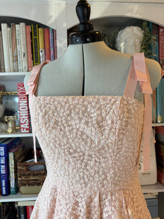 Gal Meets Glam Light Pink Lace Dress | Floral Embroidered Overlay | Bow Tie Straps | Size 4