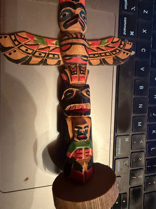 Vintage Native American Indian Hand Made Carved Wood painted Totem Pole by Genuine Indian  approx. 7"X 5" VV