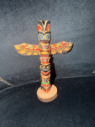 Vintage Native American Indian Hand Made Carved Wood painted Totem Pole by Genuine Indian  approx. 7"X 5" VV