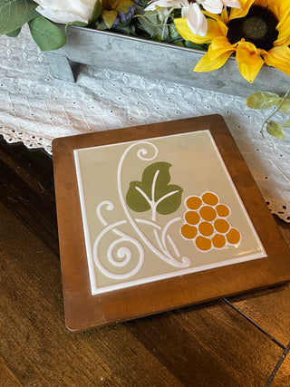 Vintage Italian Ceramic Grape Trivet | Made in Italy | Kitchen Hot Plate | Tuscan Farmhouse Decor